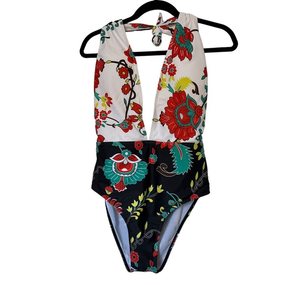 NWOT SHEIN BLACK AND WHITE FLORAL ONE PIECE SIZE XL. PLUNGE NECK LIKE, HALTER - Picture 1 of 7